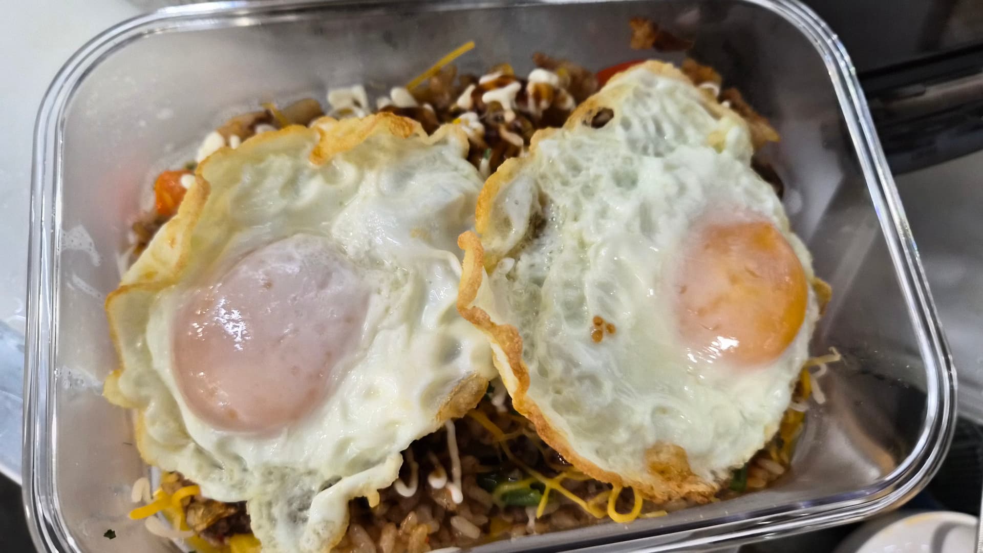 우삼겹김치치즈필라프